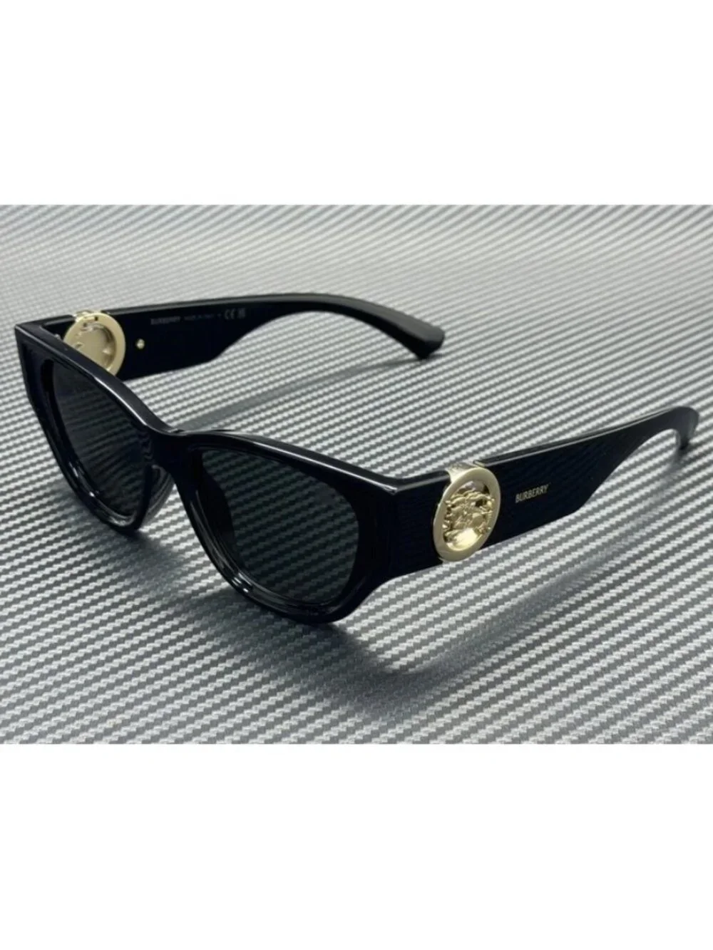 New Burberry Women Black Sunglasses -18-135